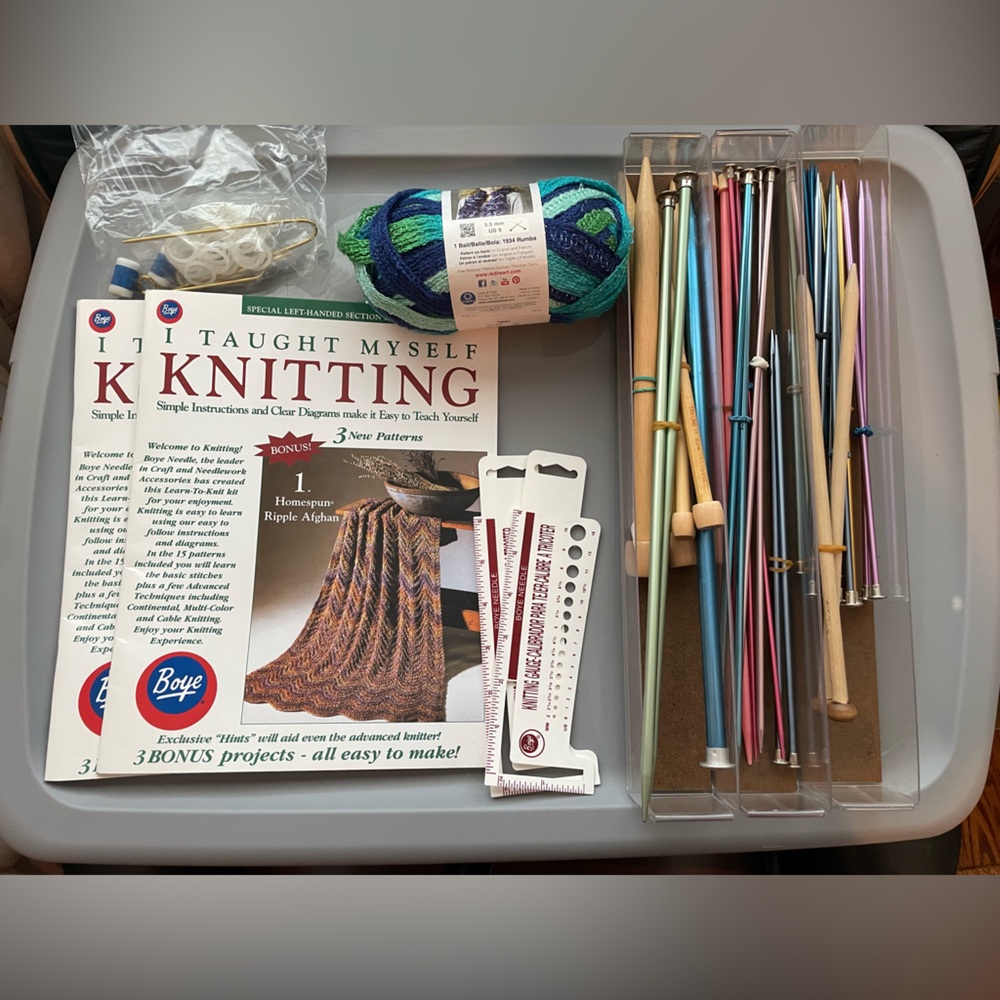 Boye Knitting Kit with Needles and Yarn